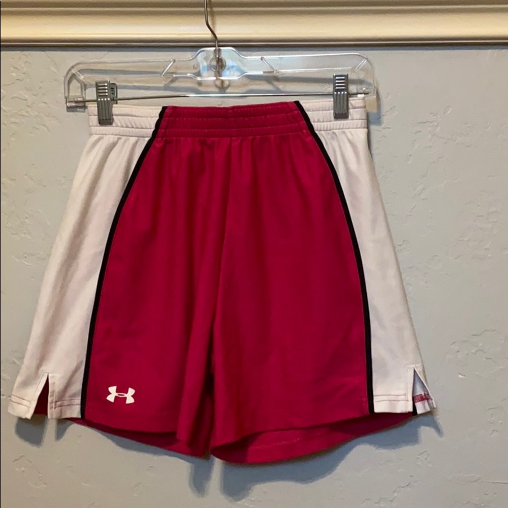 Under Armour Mid-Thigh Basketball Shorts!